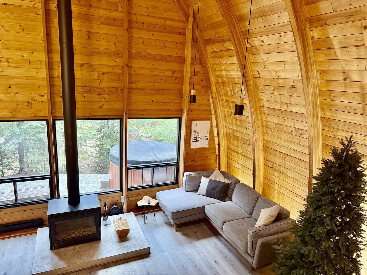 Télévision, cheminée