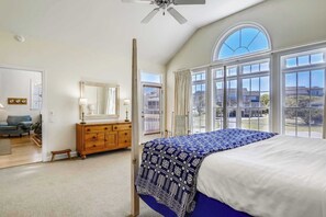 4 bedrooms, iron/ironing board, free WiFi, bed sheets - Tydway, Ships Watch Community in Duck, NC (Duck)
