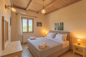 2 makuuhuonetta, silitysrauta/-lauta, Wi-Fi, vuodevaatteet