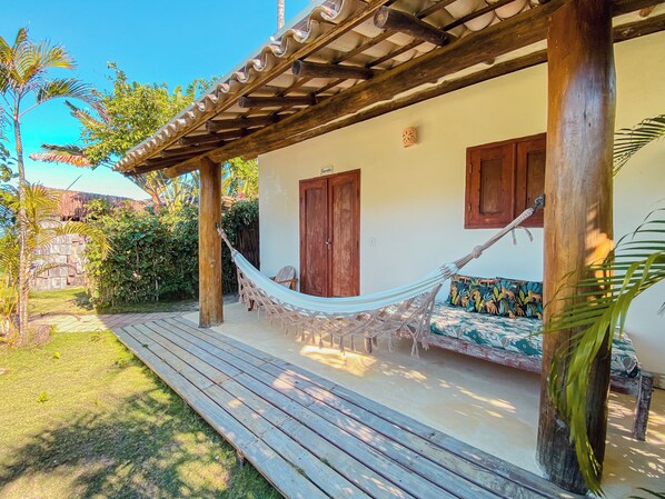 Nhà gỗ Tiêu chuẩn, lanai, quang cảnh vườn | Hiên