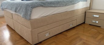 90sqm/Kingsize bed/terrace/privateparking/fastWIFI with AC in Zagreb near center