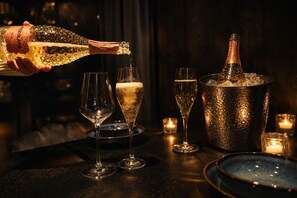 Bar (in der Unterkunft)