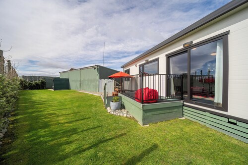 Ducati House - Te Anau Holiday Home