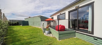 Ducati House - Te Anau Holiday Home