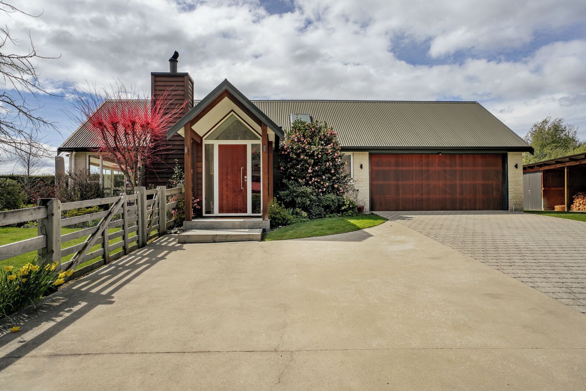 المنشأة من الخارج