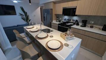 Fridge, microwave, oven, stovetop