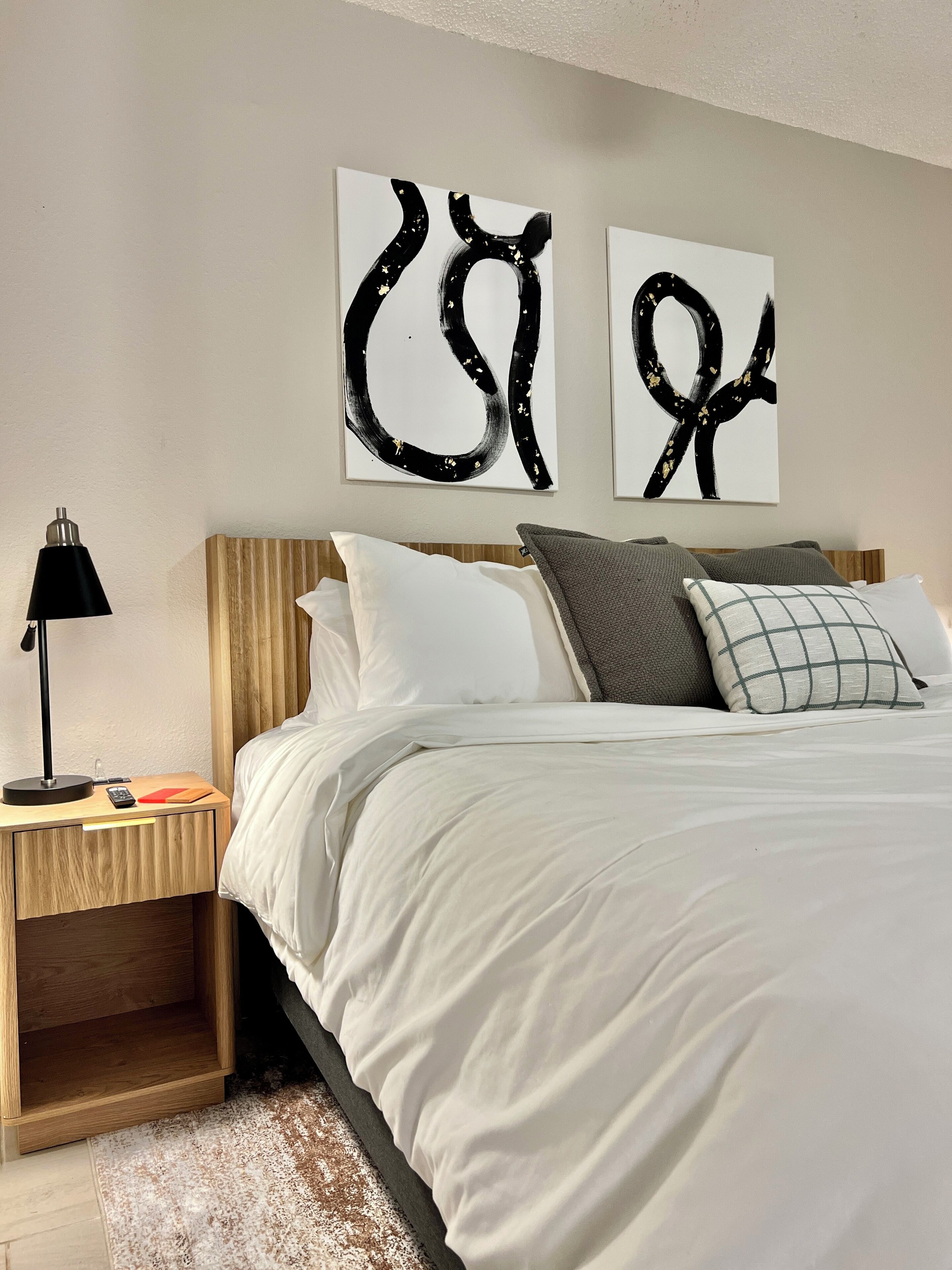 1 bedroom, internet, bed sheets