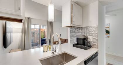 Boutique Retreat •State Fair Close By• W/Speakeasy