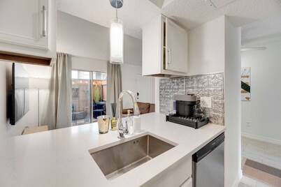 Boutique Retreat •State Fair Close By• W/Speakeasy