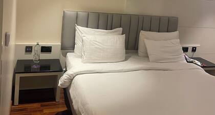 BluO Shiv Ganga River View