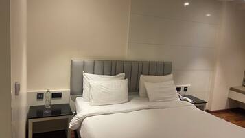 In-room safe, desk, blackout curtains, soundproofing
