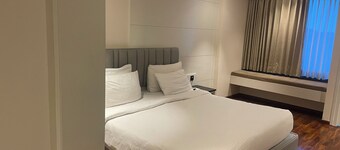 BluO Shiv Ganga River View