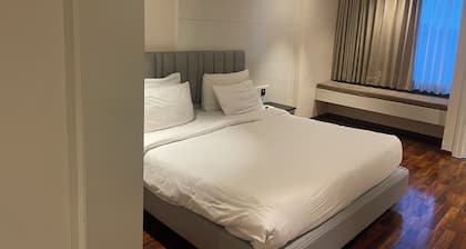 BluO Shiv Ganga River View