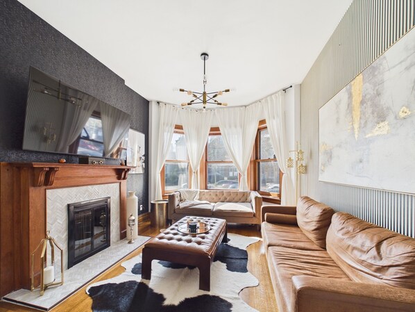 Smart TV, fireplace, offices