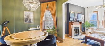 Game Day Stay • Steps to Wrigley + Garage