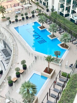 Pool - Lux Studio in Al Jaddaf (Dubai)