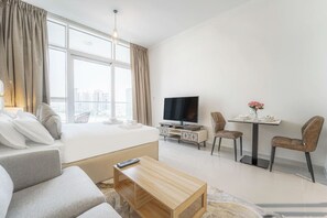 1 bedroom, desk, iron/ironing board, WiFi