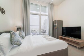 1 bedroom, desk, iron/ironing board, WiFi