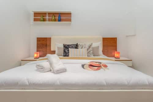 Apartment, 1 Double Bed, Kitchen, City View | Blackout drapes, iron/ironing board, free WiFi