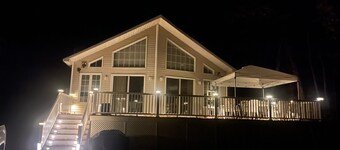 Lakefront House with Boat or Airplane Dock, Private Beach, Outdoor Space,