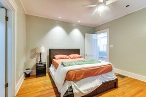 3 slaapkamers, een strijkplank/strijkijzer, internet, beddengoed