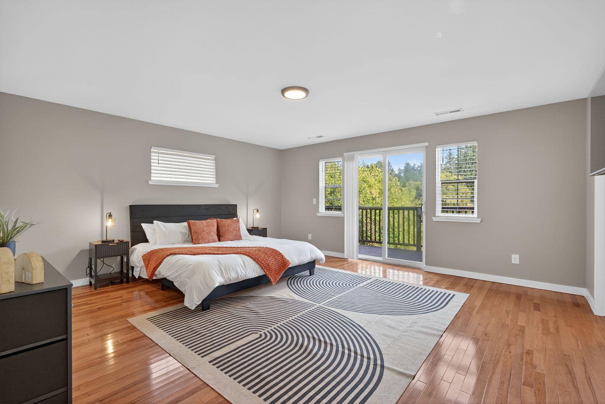 3 Schlafzimmer, Schreibtisch, kostenloses WLAN, Bettwäsche