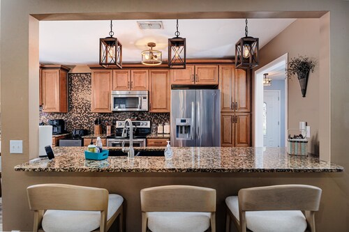 Family Winter Haven Retreat w/ Pool & Game Room