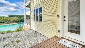 Exterior detail - Private Boat Slip, Scenic Views: Norris Lake Condo (Morley)