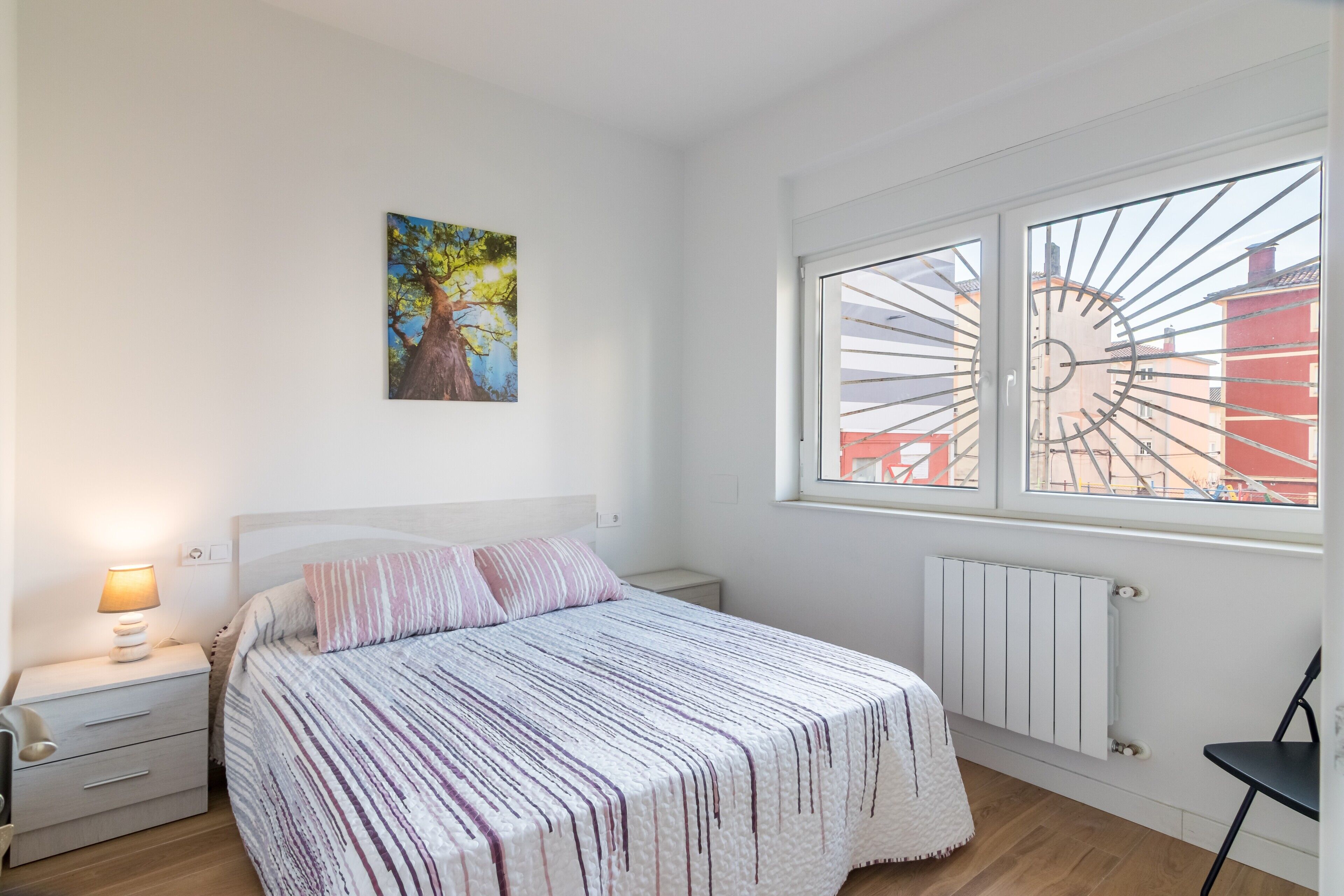 3 多间卧室、熨斗/熨衣板、WiFi、床单