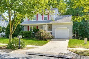 Exterior - Cozy Apt in DC Suburbs: 4 Mi to Main St Laurel (Laurel)