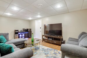 تلفزيون، ألعاب ف�يديو