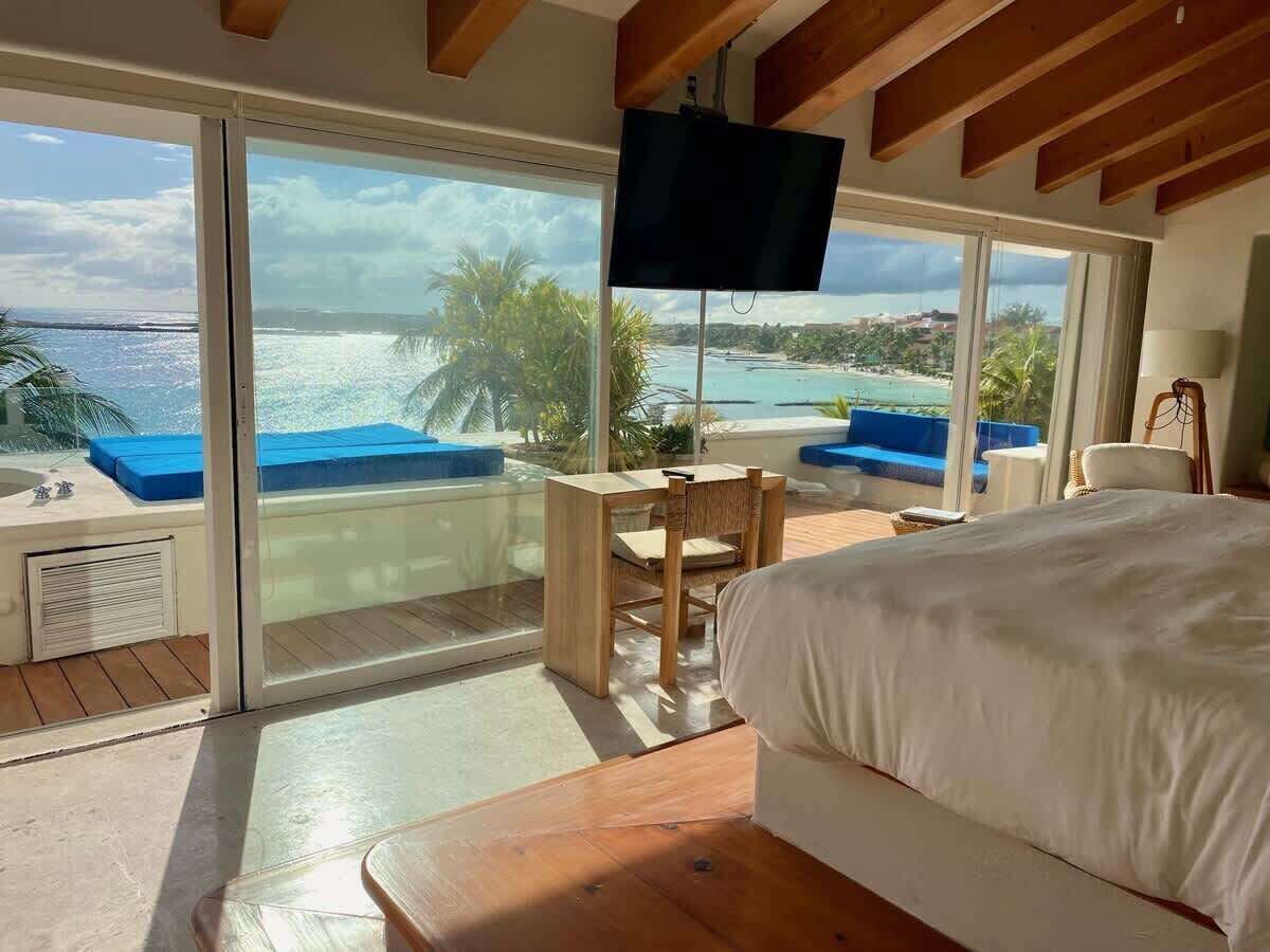 5 bedrooms, WiFi, bed sheets
