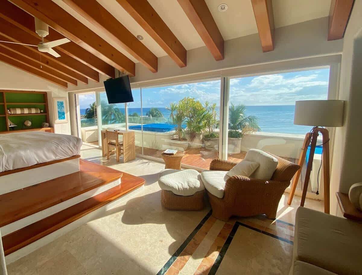 5 bedrooms, WiFi, bed sheets