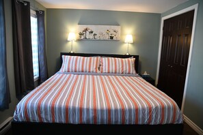 3 chambres, fer et planche à repasser, accès Internet, draps fournis