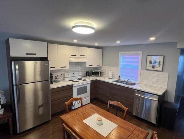 Microwave, oven, stovetop, dishwasher