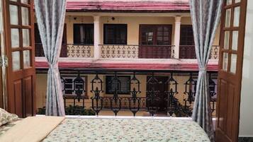 2 chambres, Wi-Fi gratuit, draps fournis