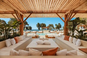 Restaurant - ME Ibiza (Santa Eulalia del Rio)