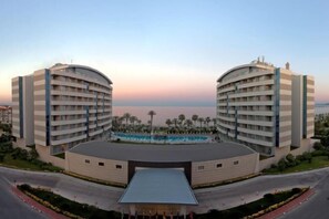 Exterior - Porto Bello Hotel Resort & Spa (Antalya)