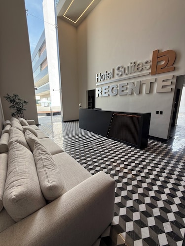 Hotel Suites Regente