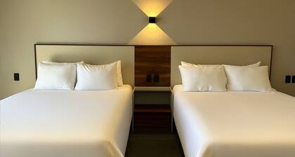 Hotel Suites Regente
