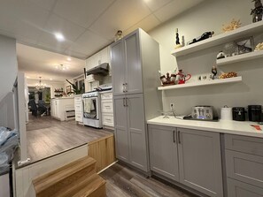 Micro-ondes, plaque de cuisson