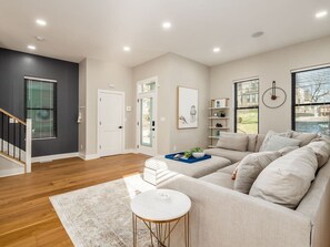 TV, fireplace, stereo