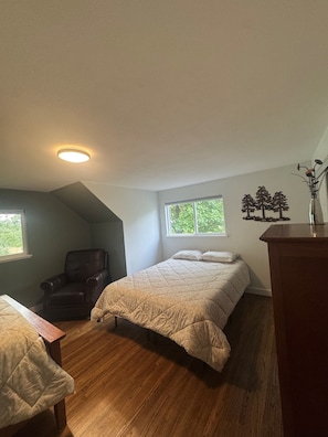 3 bedrooms, WiFi, bed sheets
