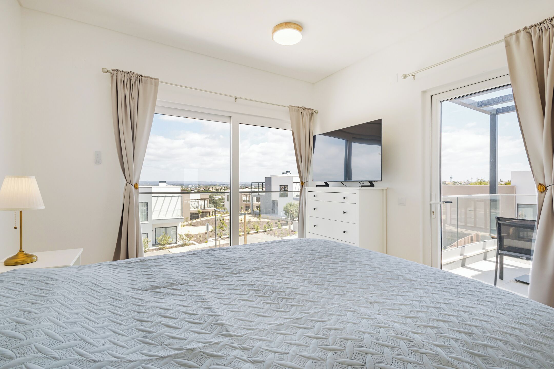 واي فاي مجانًا