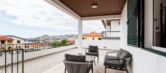 Villa do Carmo by Galmi