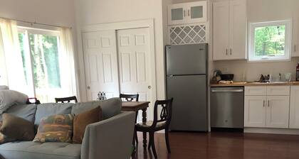 3-bedroom  house wooded location one hour fifteen minutes North  of G.W.Bridge