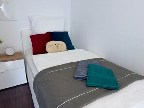 3 chambres, bureau, fer et planche à repasser, Wi-Fi gratuit