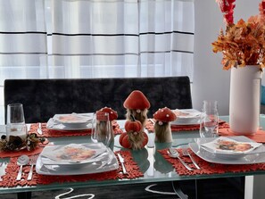 Dining - Vacation apartment "Thermenblick - Bad Aibling" | up to 6 pers. (Bad Aibling)