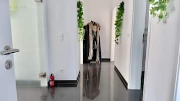 Kostenlose Toilettenartikel, Haartrockner, Handtücher, Seife