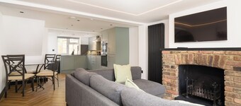 Beautiful Cottage with a modern twist!